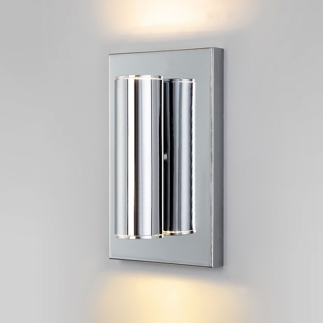 Настенный светильник Eurosvet Adamson 70142/2 хром Фото № 