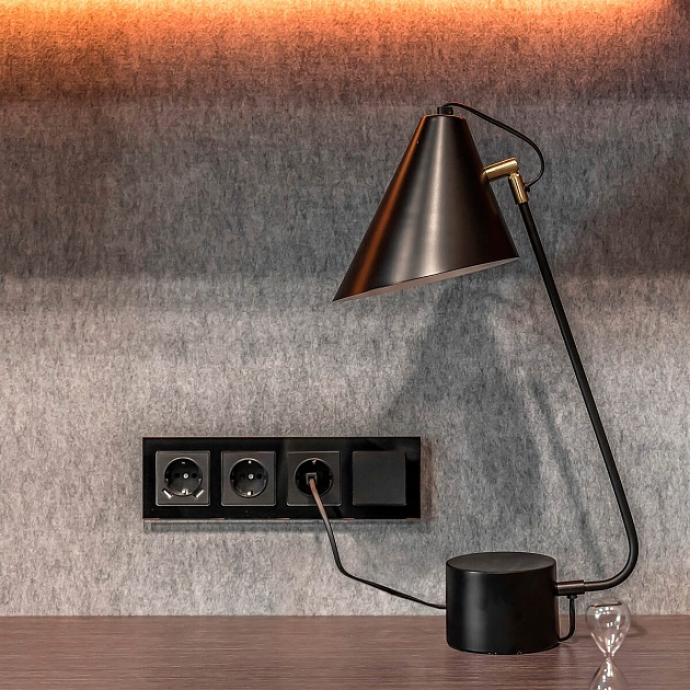 Выключатель Werkel одноклавишный проходной черный матовый W1112008 4690389156663 изображение 6 Выключатель Werkel одноклавишный проходной черный матовый W1112008 4690389156663 Фото № 6