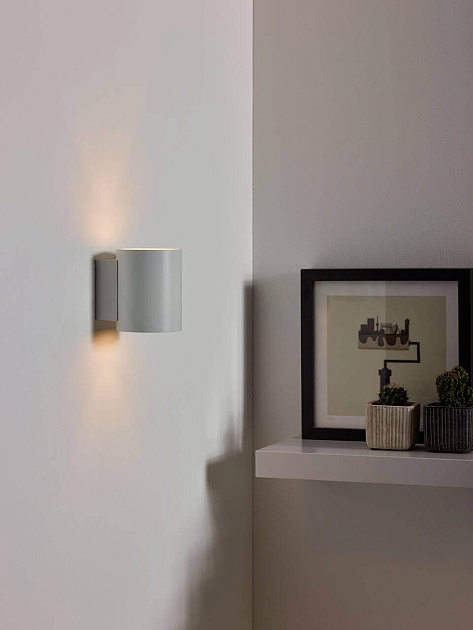 Настенный светильник Lucide Xera 23252/01/31 изображение 2 Настенный светильник Lucide Xera 23252/01/31 Фото № 2