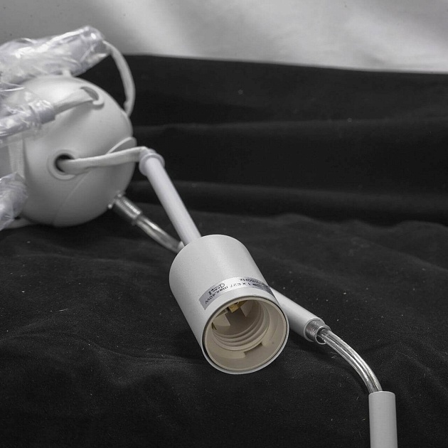 Потолочная люстра Lussole Lgo Kenner LSP-8269 Фото № 6